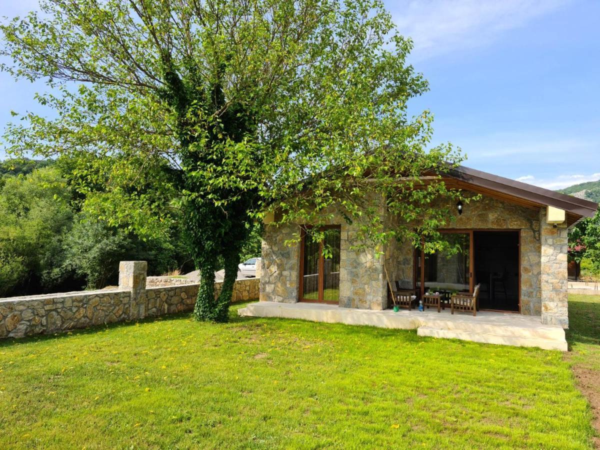 Orahovo Stone Vilas Virpazar Ngoại thất bức ảnh