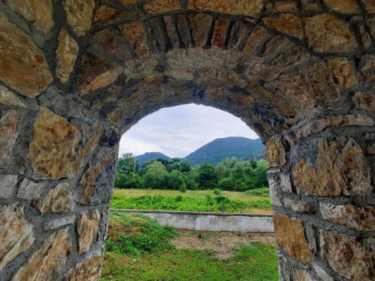 Orahovo Stone Vilas Virpazar Ngoại thất bức ảnh